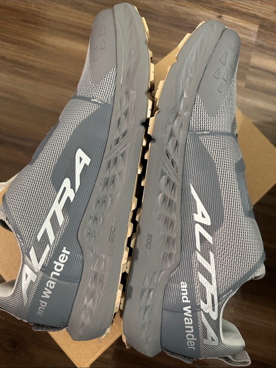 ALTRA X and wander M Timp 5 BOA - Titanium Grey - Men’s 13